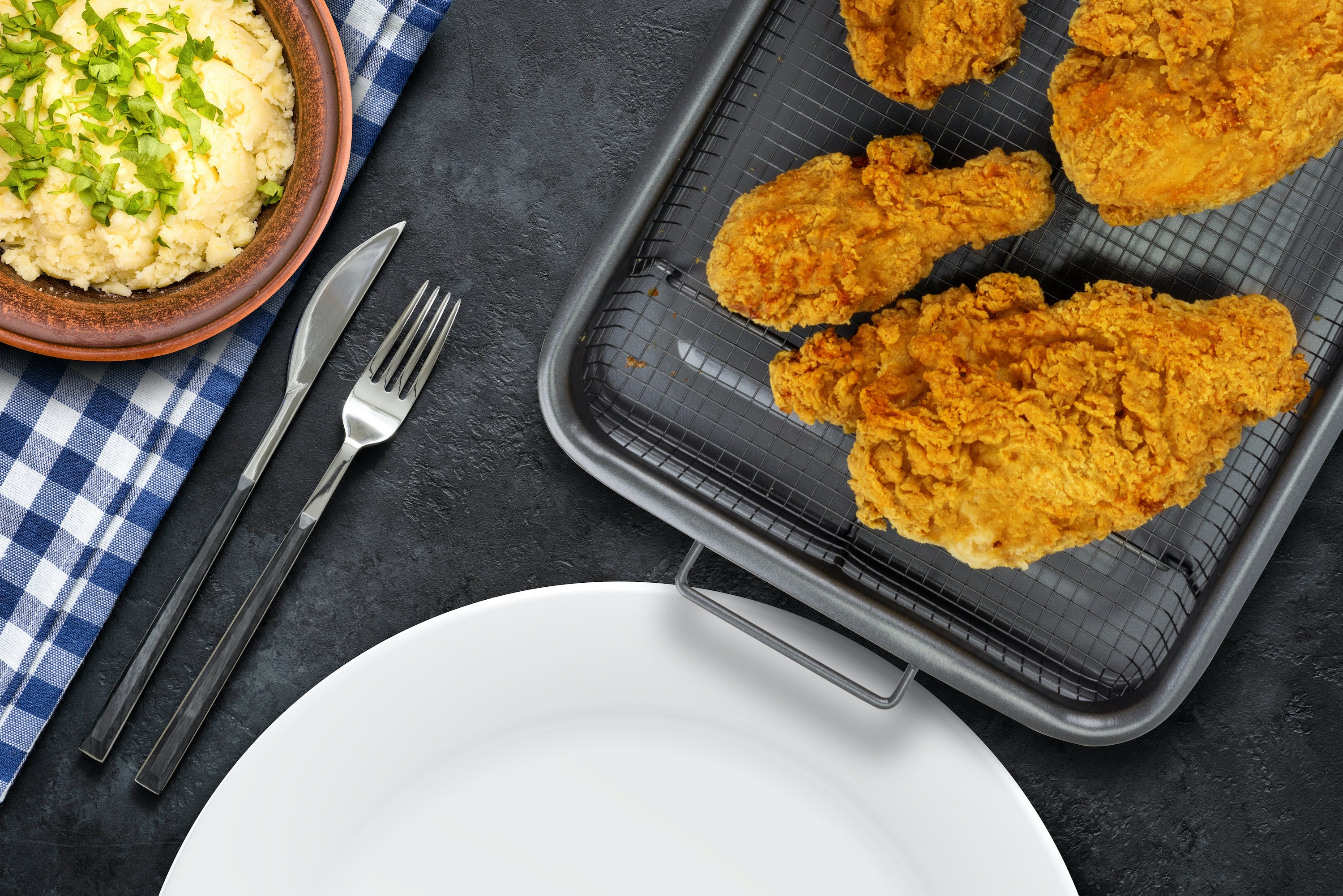 EaZy MealZ Air Fry Grill Pan, Crisping Basket & Deep Bake Pan 3-pc Set –  EaZy BrandZ